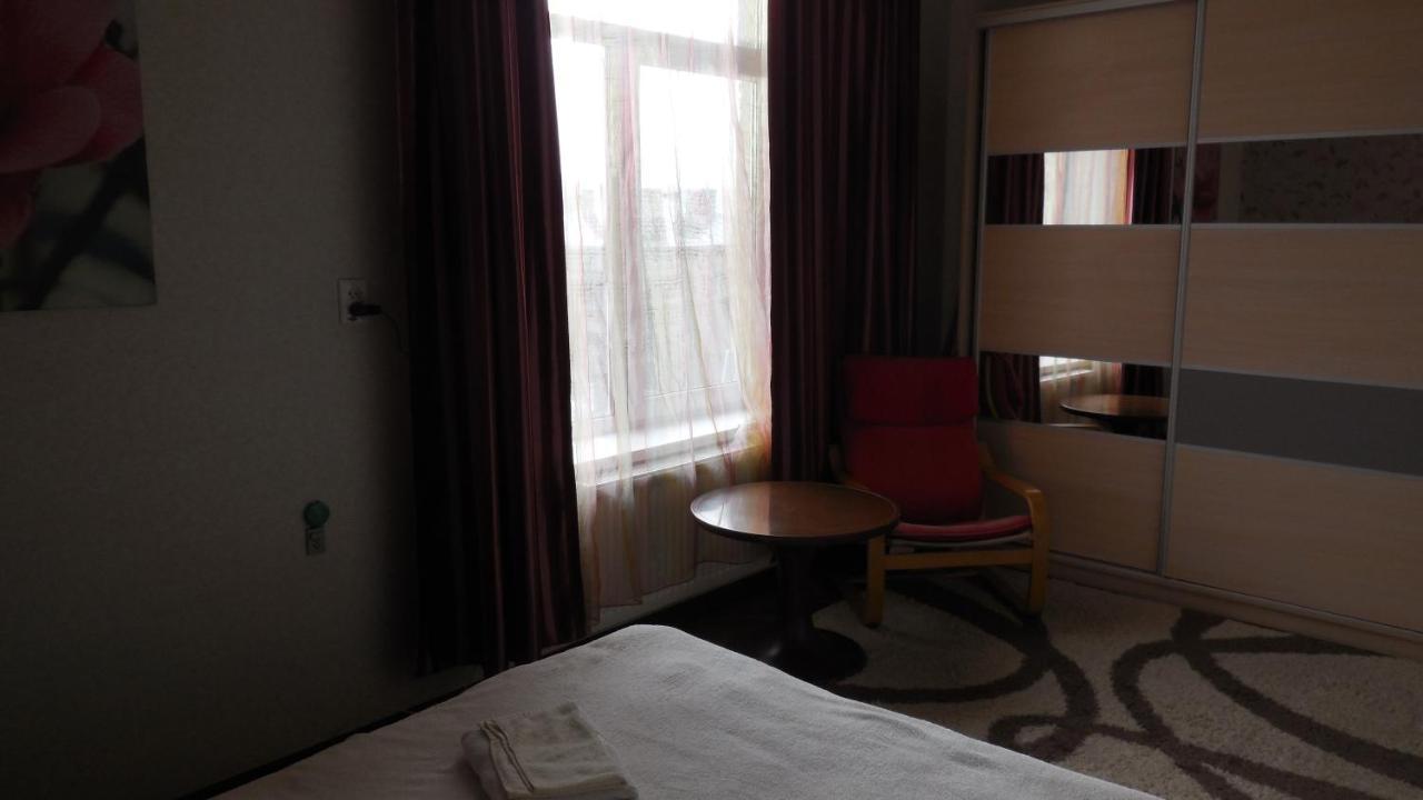 2 Room Apartment Near Opera House Lviv Dış mekan fotoğraf